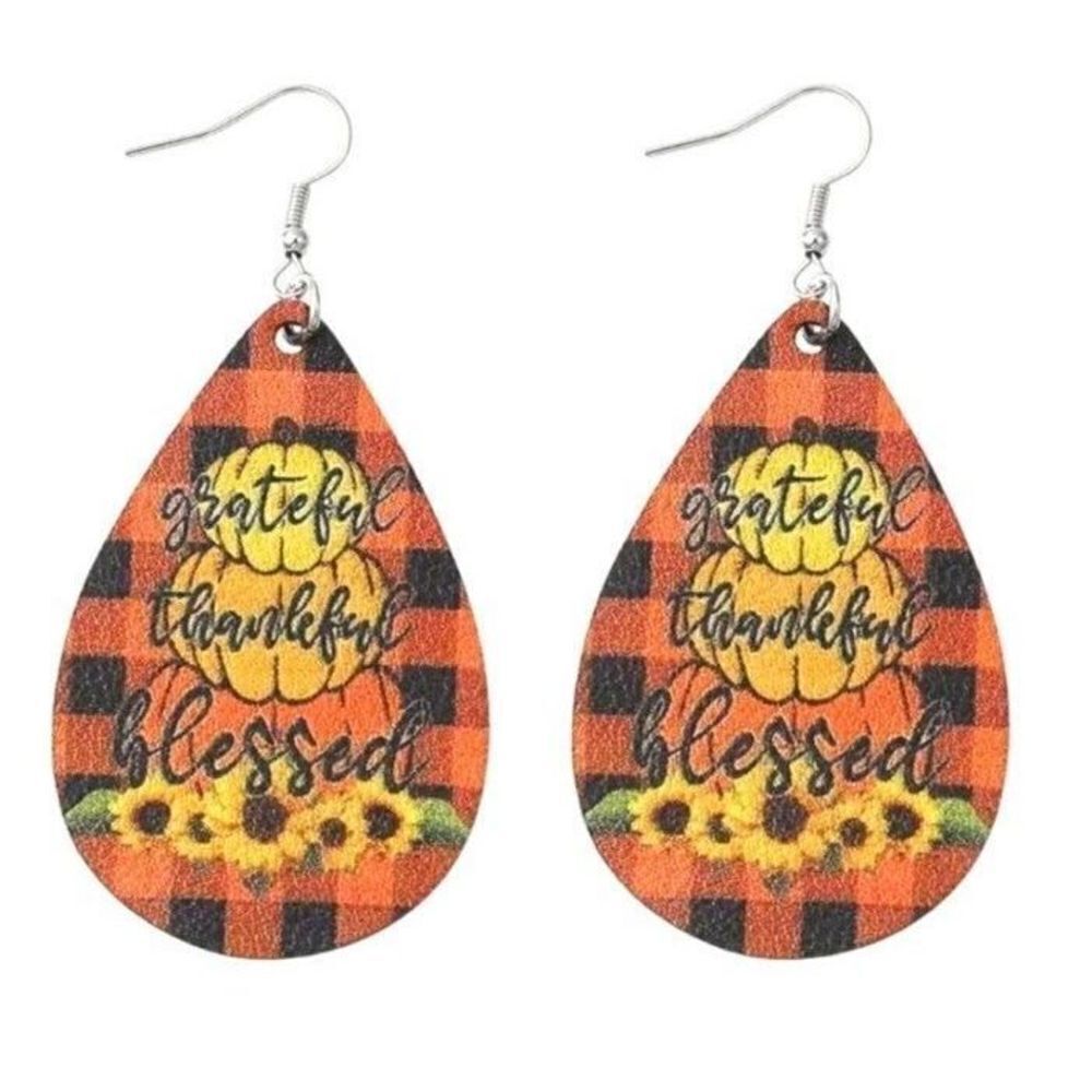 Super cute festive holiday earrings